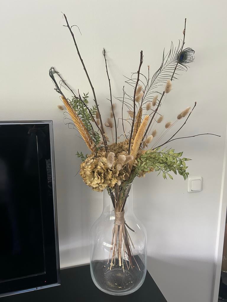 Grote glazen vaas met droogbloemen boeket, Huis en Inrichting, Woonaccessoires | Droogbloemen, Ophalen, Zo goed als nieuw