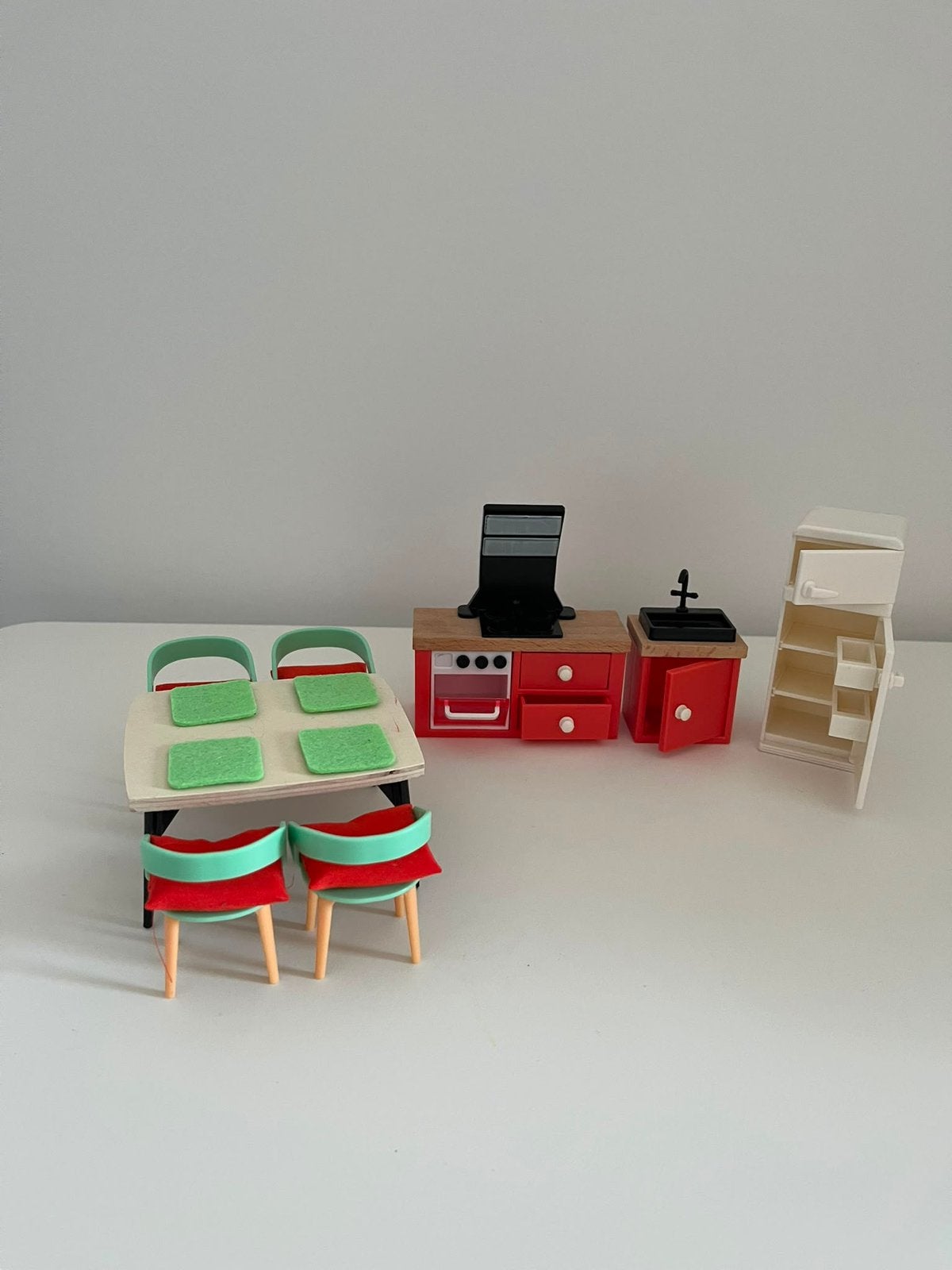 Poppenhuis meubels, Ophalen of Verzenden, Zo goed als nieuw, Toebehoren