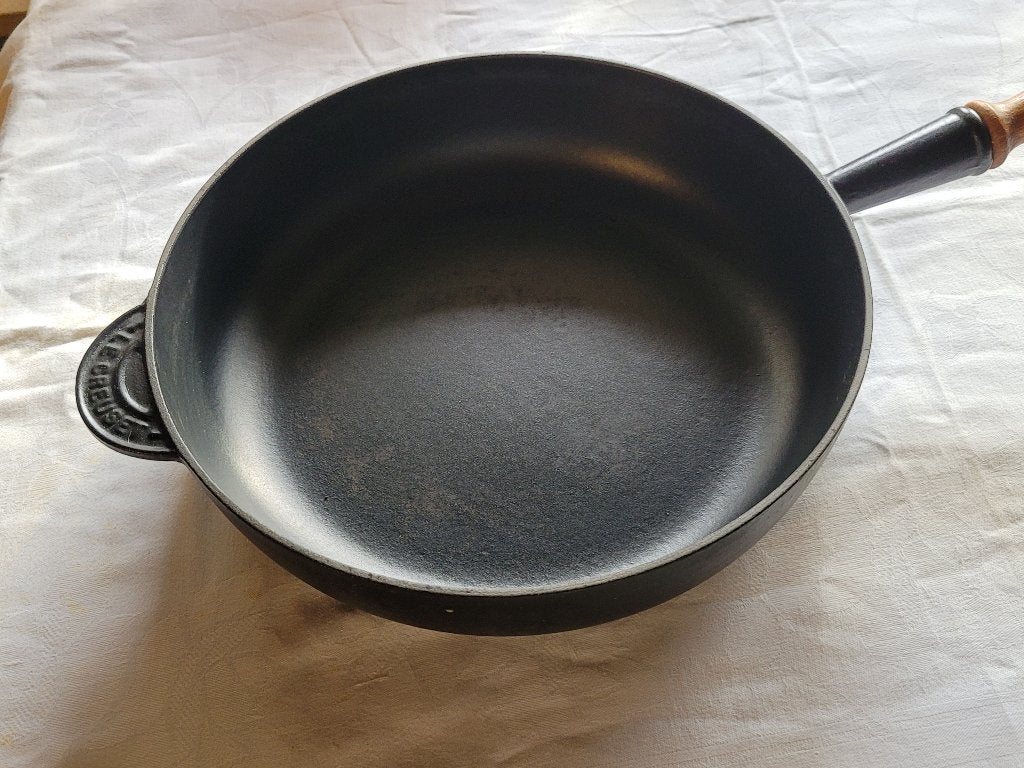 Zgan LE CREUSET HAPJESPAN / Braadpan / Sauteerpan Pan 28 cm, Gebruikt, Gietijzer, Ophalen of Verzenden, Keramische plaat