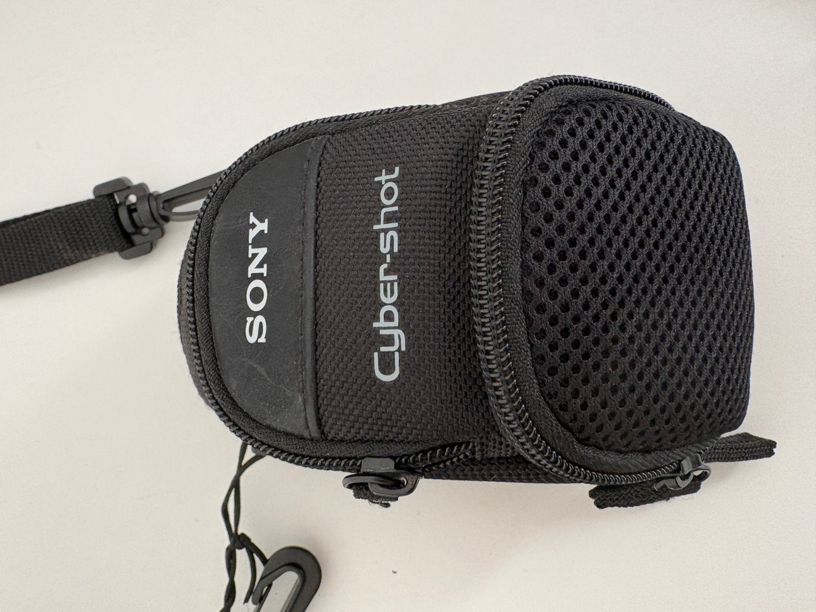 Sony Cyber shot camera case, Ophalen of Verzenden, Zo goed als nieuw, Overige typen