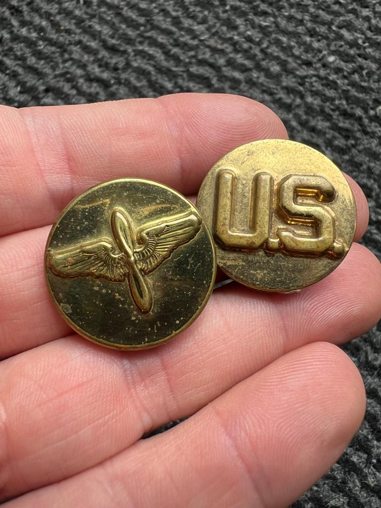 WO2 Amerikaans USAAF set collar discs uniform class a, Amerika, Verzenden, Embleem of Badge