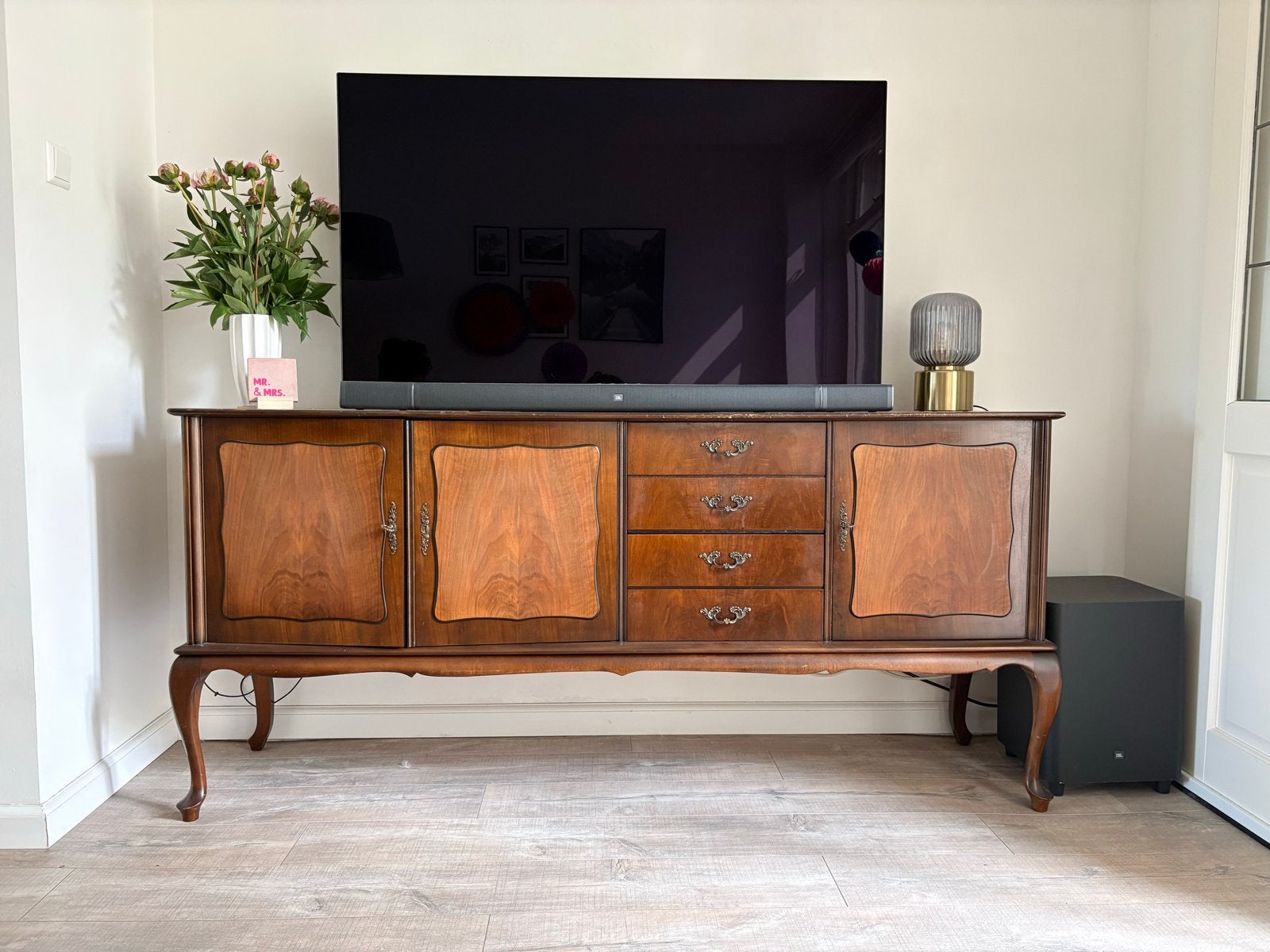 Groot klassiek dressoir – Queen Anne / Chippendale stijl, Ophalen