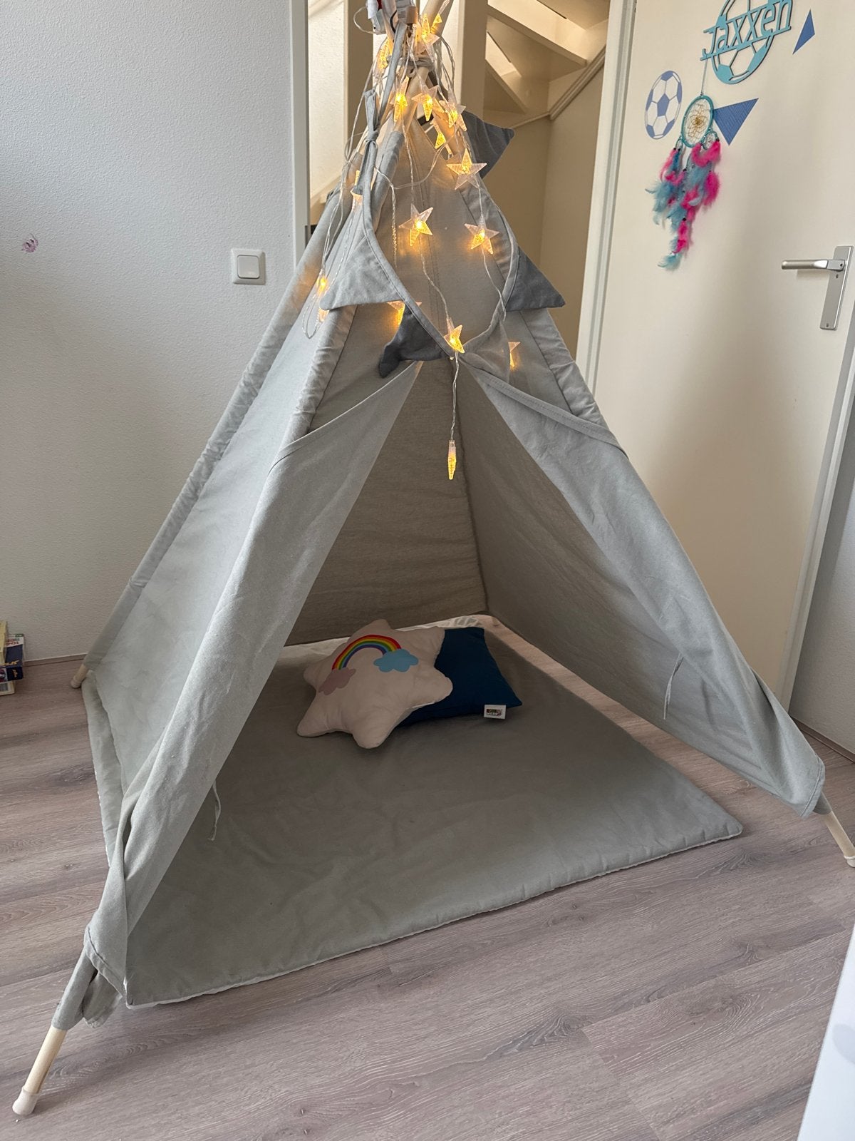 Speeltent (130x130x160 m) met binnenkleed en accessoires, Kinderen en Baby's, Speelgoed | Speeltenten, Ophalen, Zo goed als nieuw