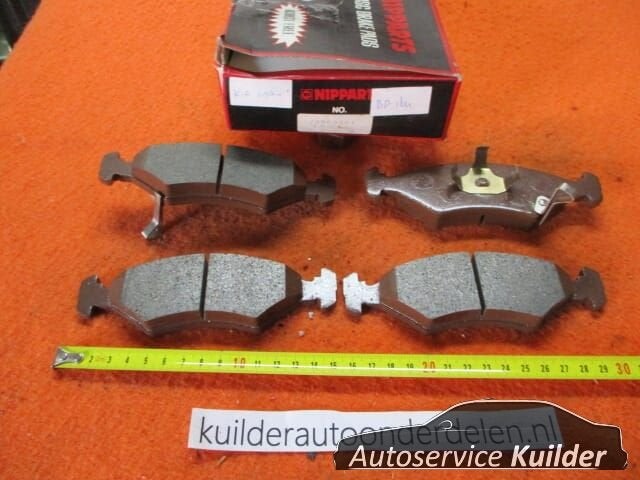 Remblokken voorzijde Kia Sephia Shuma Nipparts J3600301  0K2, Kia, -, -, Nieuw