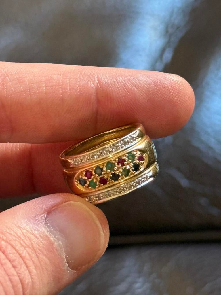 14k bandring met diamant, robijn, saffier en smaragd, Ophalen, Zo goed als nieuw, 17 tot 18, Dame of Heer