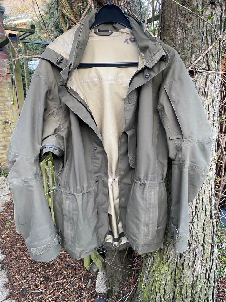 Carinthia goretex regenjas Mariniers ( Large ), Verzamelen, Militaria | Algemeen, Ophalen of Verzenden, Marine, Nederland, Kleding of Schoenen