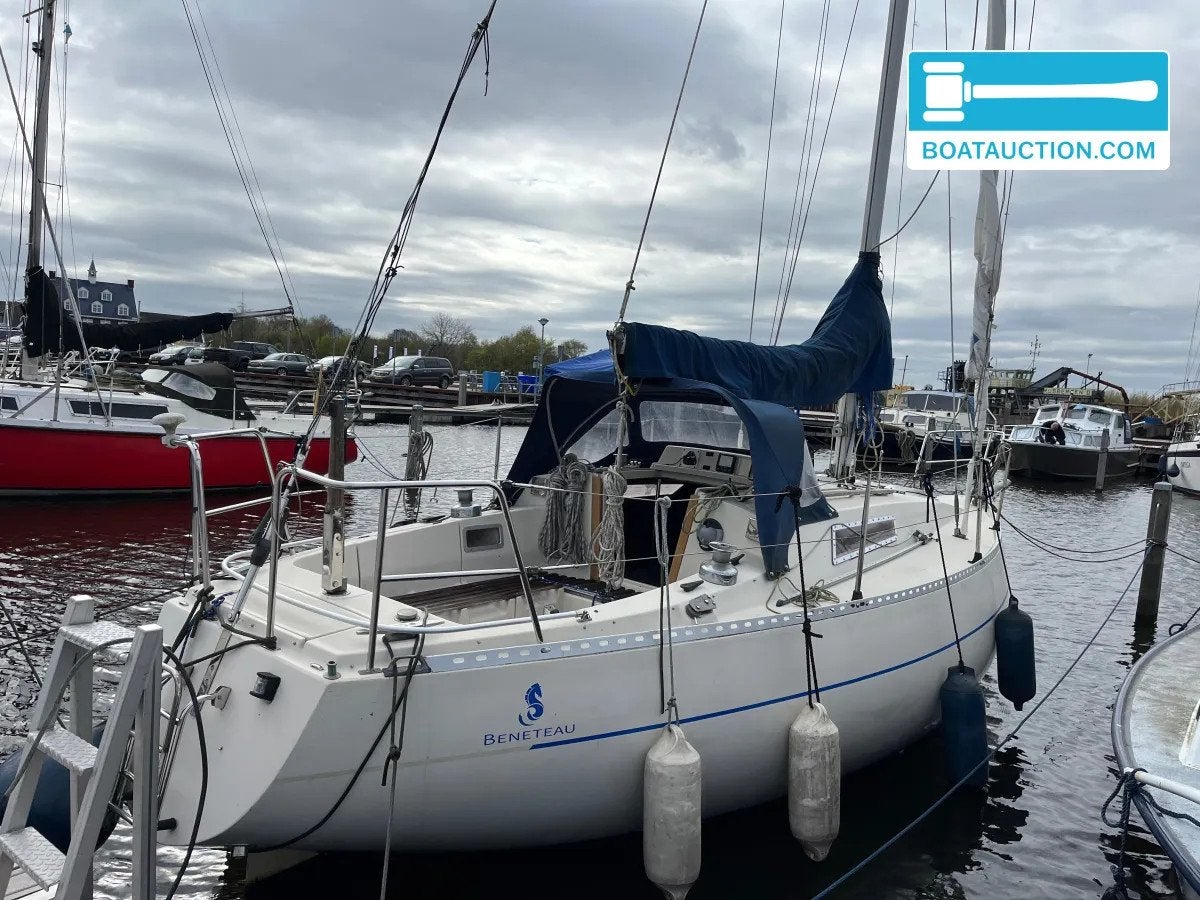 Beneteau First 30 nu in de online veiling., Watersport en Boten, 3 m, 9 m, 1.90 meter, Tourjacht of cruiser
