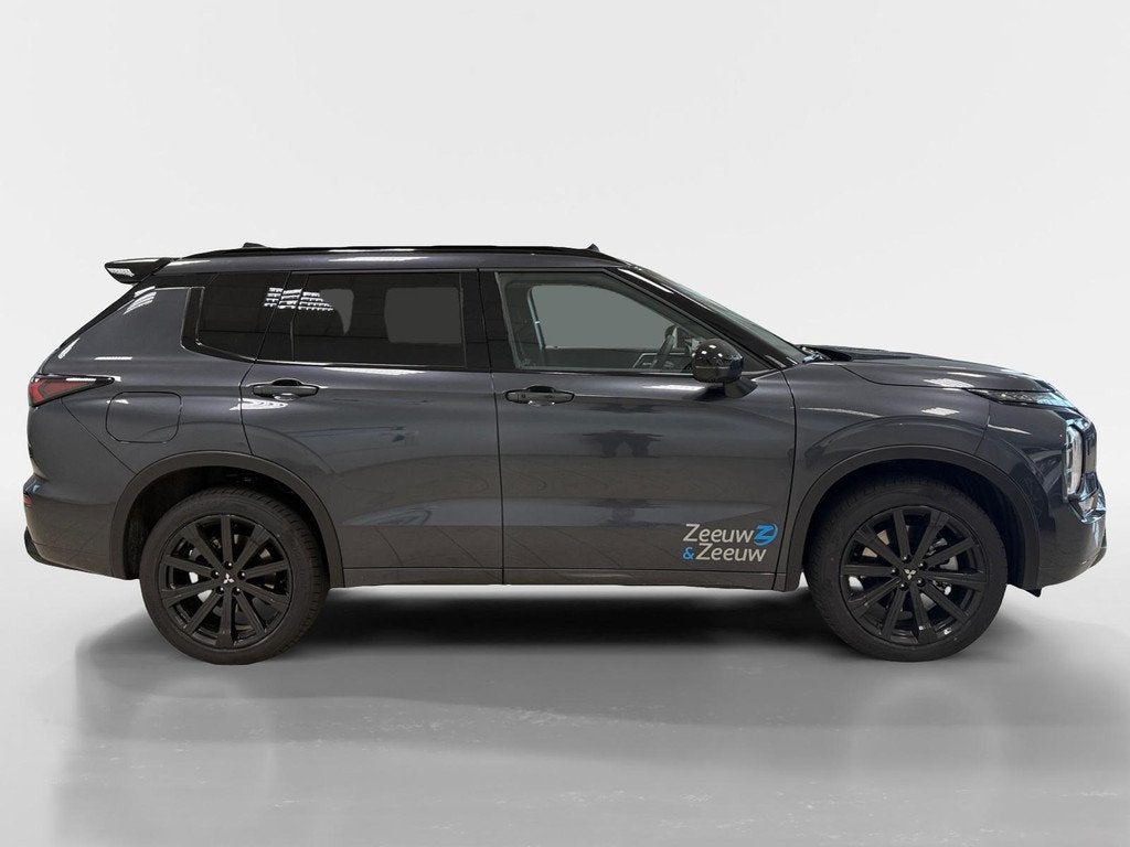 Mitsubishi Outlander 2.4 PHEV | BLACKLINE | 20'' BLACK | PAN, Automaat, 2095 kg, Outlander, Euro 6