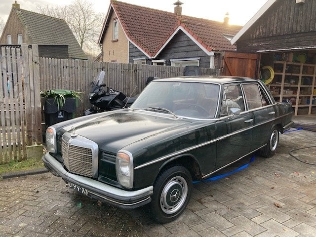 Mercedes 280 E. 1973 te restaureren, Auto's, Euro 5, Achterwielaandrijving, 1440 kg, Leder en Stof