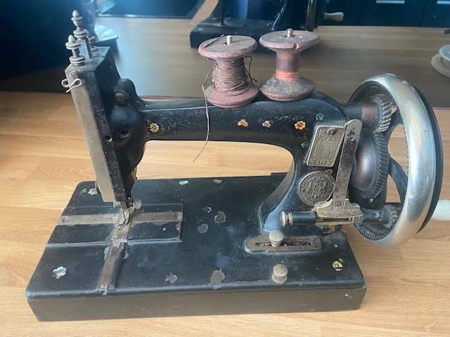 vintage naaimachine van Winselmann, Antiek en Kunst, Antiek | Naaimachines, Ophalen