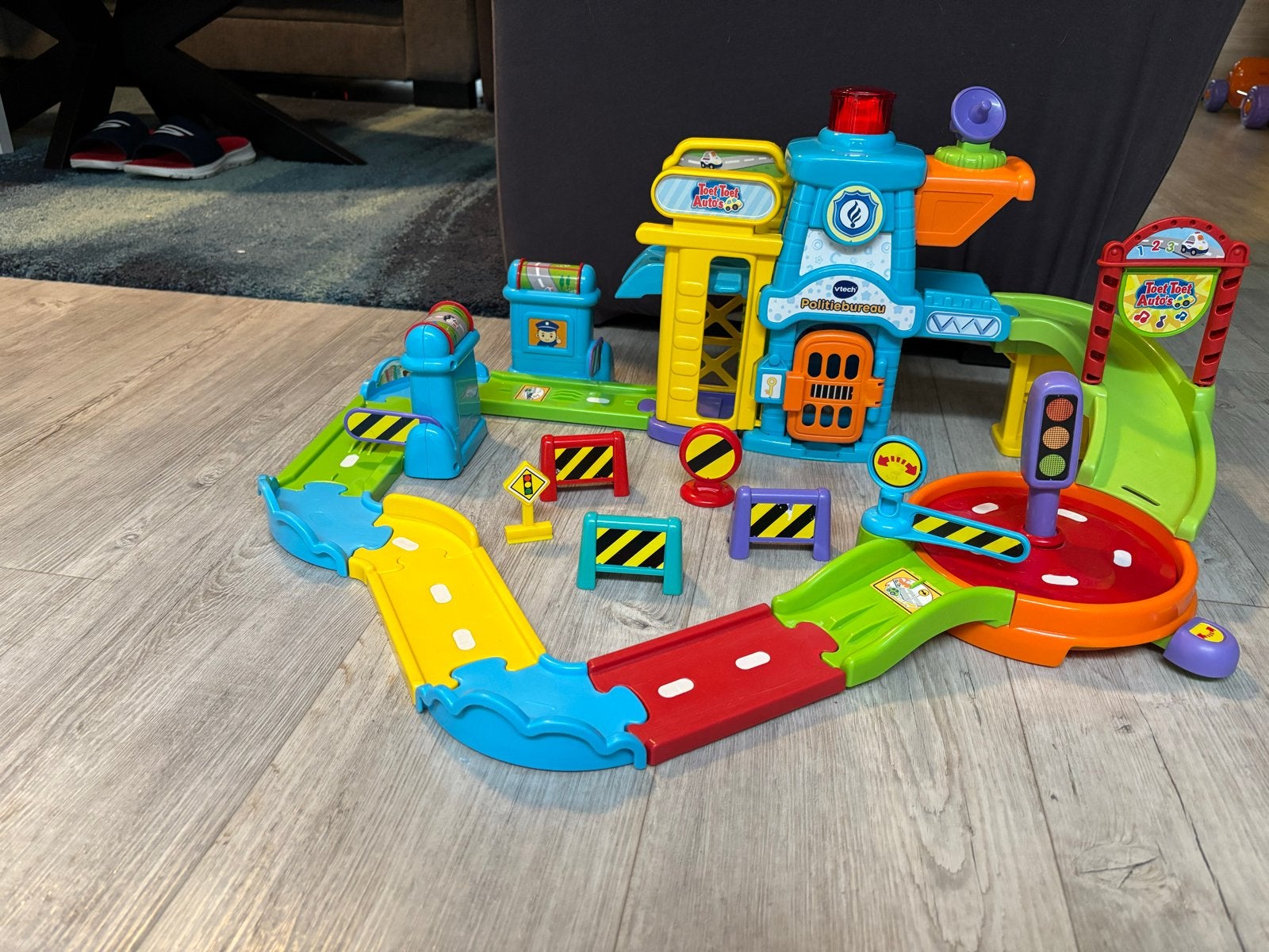 Vtech Toet Toet Auto's Grote Set: Politiebureau, Brandweerka, Ophalen of Verzenden, Gebruikt, 6 maanden tot 2 jaar