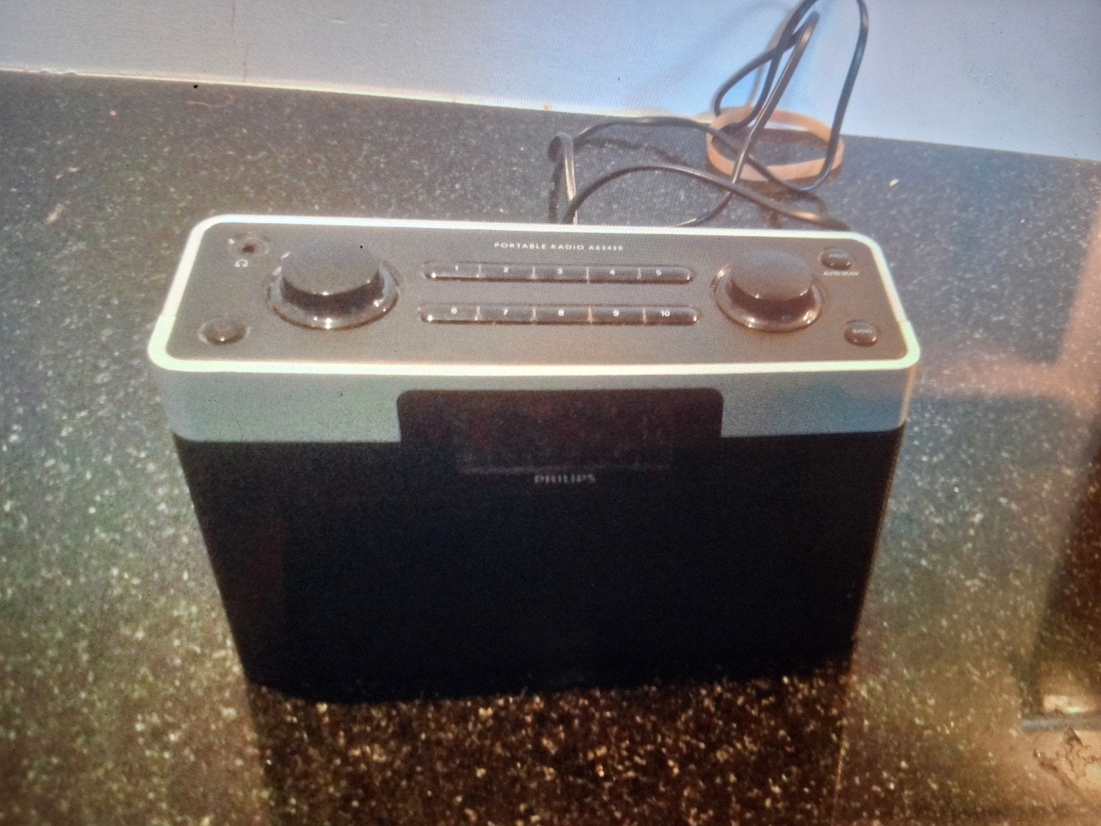 Vintage Philips AE2430 draagbare radio, Ophalen of Verzenden