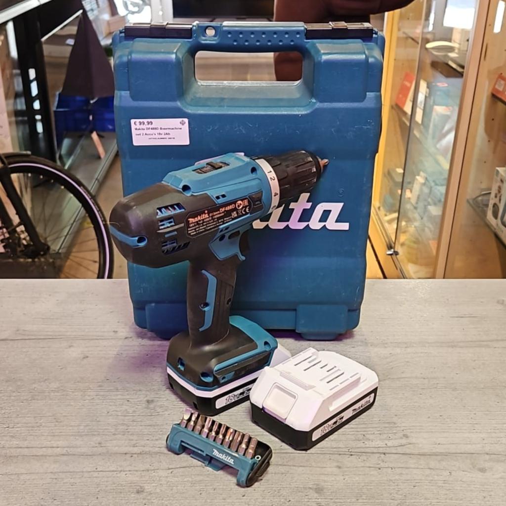 Makita DF488D Boormachine met 2 Accu's 18v 2Ah, Doe-het-zelf en Verbouw, Gereedschap | Boormachines, Makita, Gebruikt, Support@makita.com