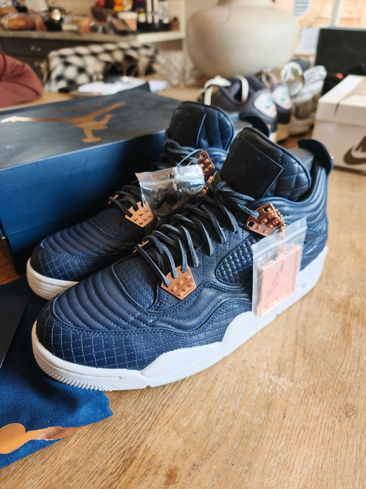 Nike Jordan 4 Retro Premium Obsidian 46, Blauw, Sportschoenen, Nike, Nieuw