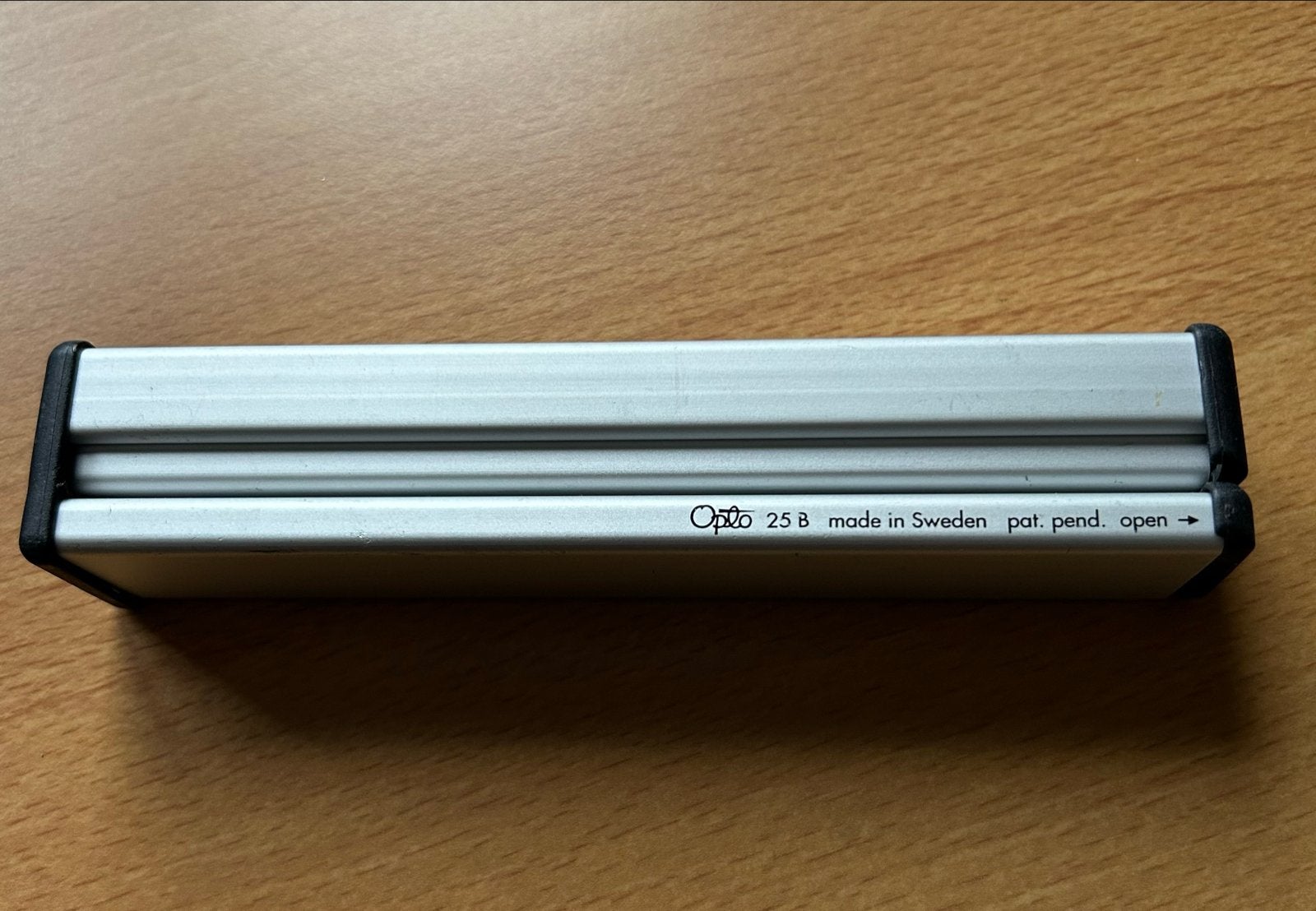 Succes Senior Perforator - Opto 25 B Made in Sweden, Diversen, Agenda's, Ophalen of Verzenden, Gebruikt