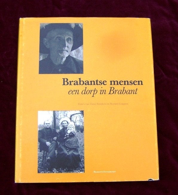 Brabantse mensen, een dorp in Brabant., Ophalen of Verzenden, Zo goed als nieuw