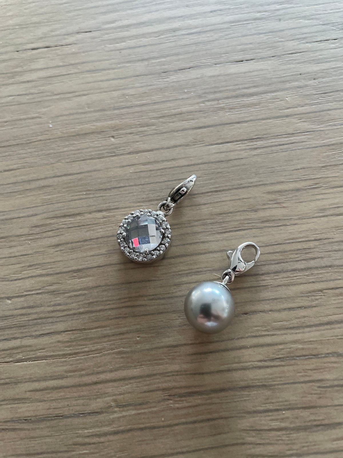 Ti sento hangers, Overige merken, Ophalen of Verzenden, Zo goed als nieuw, 2 of 3 bedels