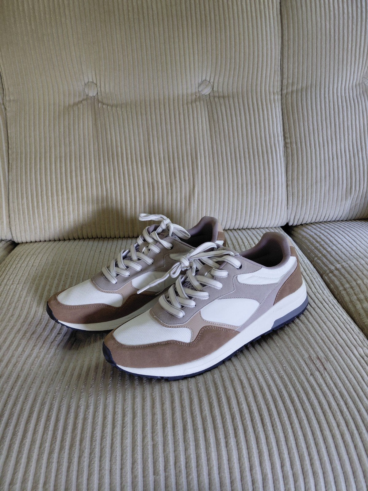 nieuwe heren HUSH PUPPIES sneakers mt 44, Overige kleuren, Hush puppies, Nieuw, Ophalen of Verzenden