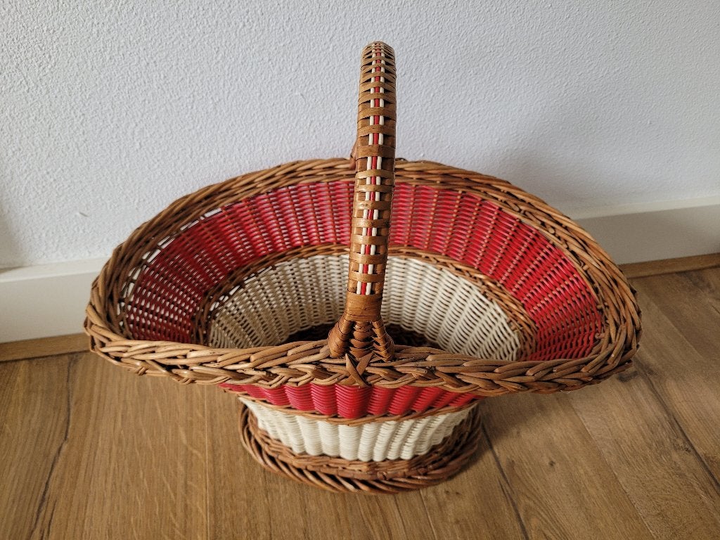 Vintage hengselmand in puntgave staat H 38 x B 45 x D 25 cm., Antiek en Kunst, Ophalen of Verzenden