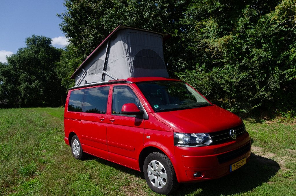 Volkswagen California T5 2.0 TDI Automaat 2013 Eerste Eig., Caravans en Kamperen, Automaat, Buscamper of Camperbus, Volkswagen