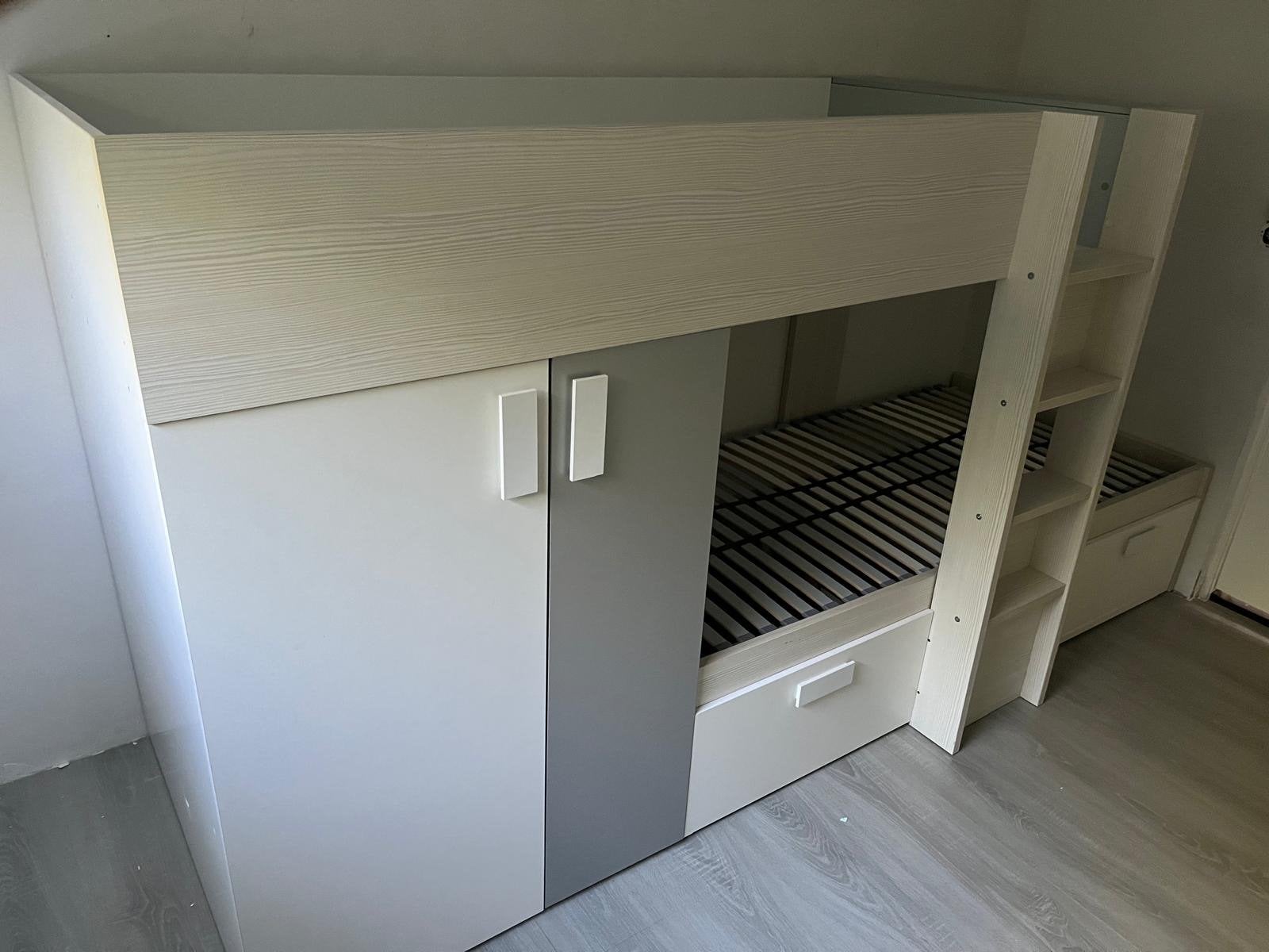 Stapelbed Trasman Maxim met kast en lades