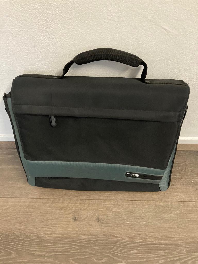 Laptop tas Ne Belkin, Ophalen of Verzenden, 15 inch, Zo goed als nieuw