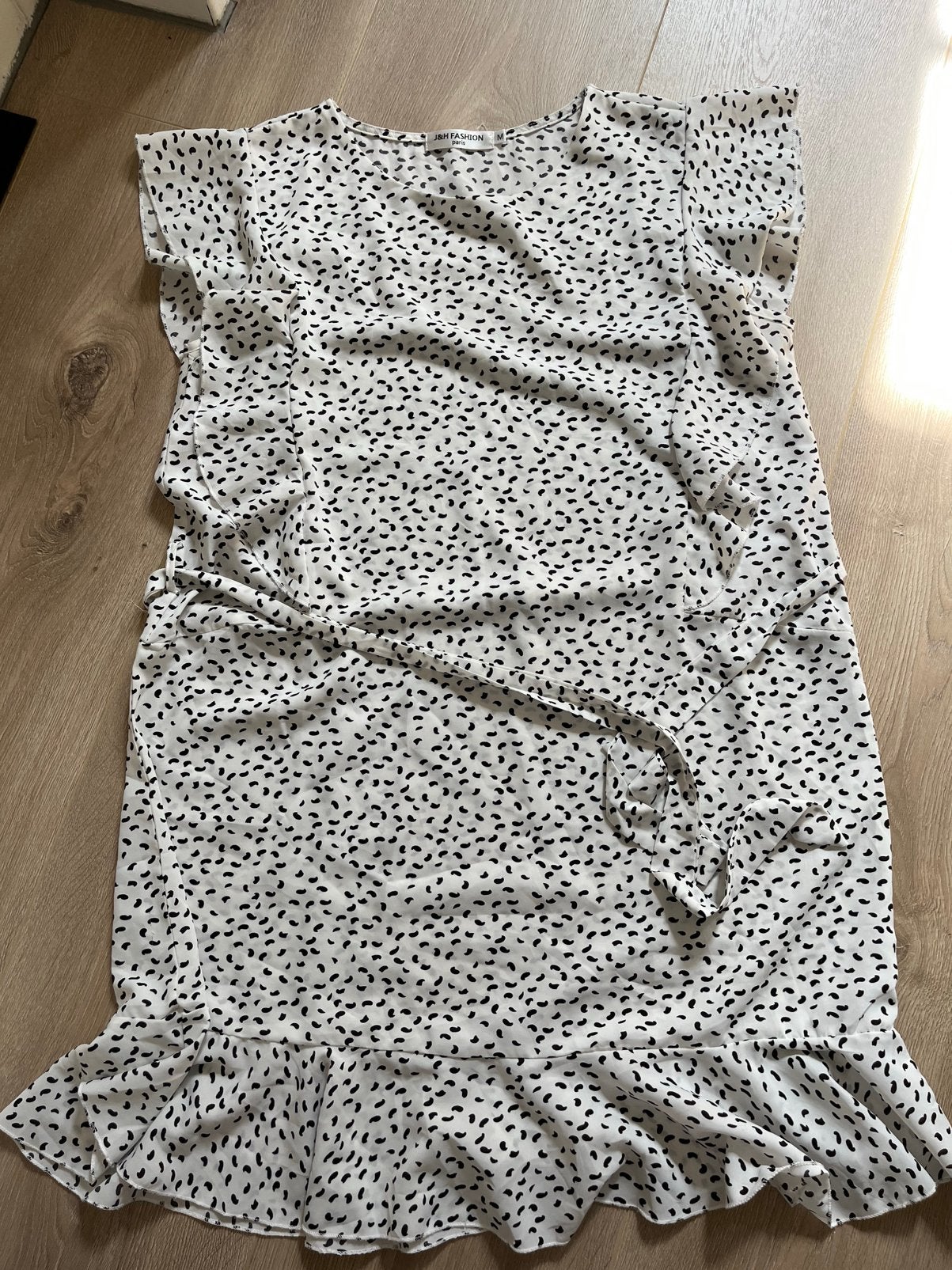 Zwart/wit zomerjurkje maat M J&H Fashion Paris, Maat 38/40 (M), Meerkleurig, Ophalen of Verzenden, Zo goed als nieuw