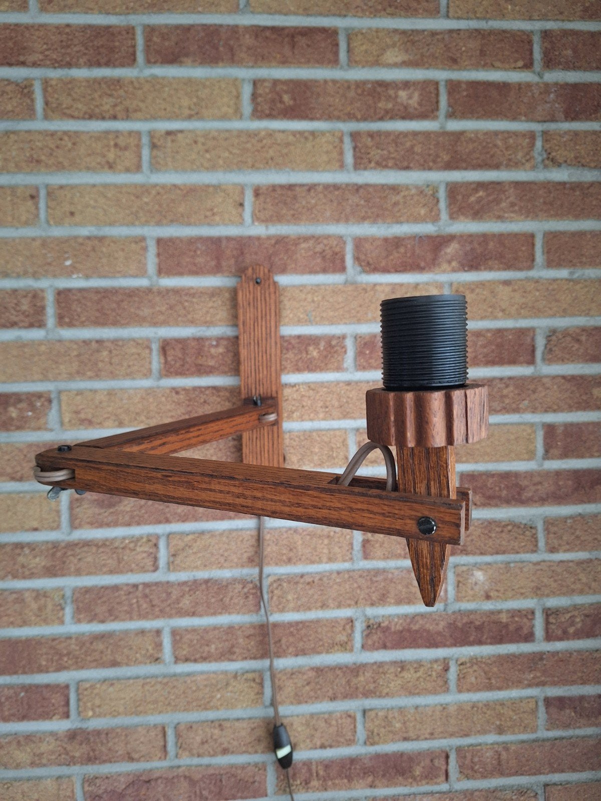 Vintage,  retro, antiek, houten knikarm wandlamp, Huis en Inrichting, Lampen | Wandlampen, Gebruikt, Overige kleuren, Wandlamp