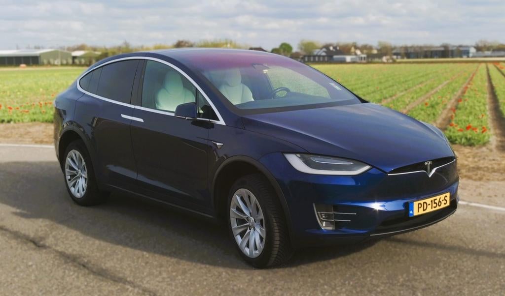 Tesla Model X 2017 90D, Auto's, Tesla, Model X, Origineel Nederlands, Vierwielaandrijving, 555 min