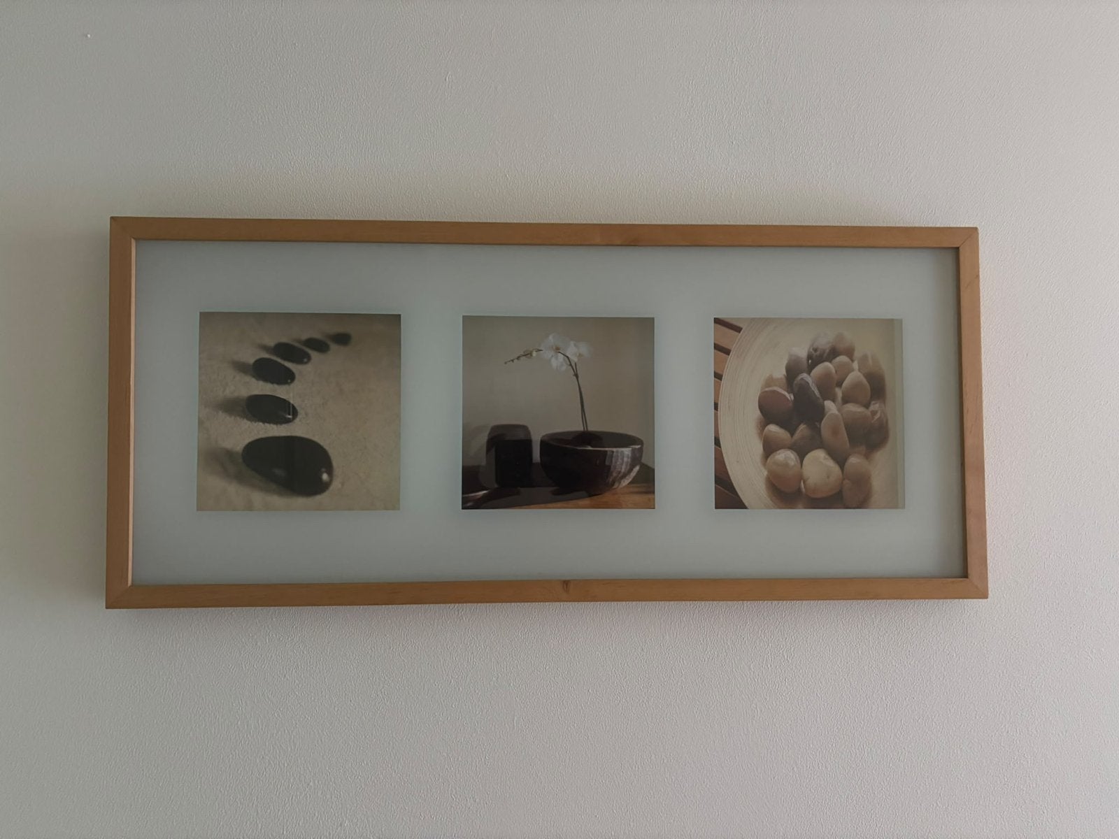 IKEA Pjätteryd Fotolijst met 3 afbeeldingen - Zen, Ophalen of Verzenden, Zo goed als nieuw, 75 tot 100 cm, Foto of Poster