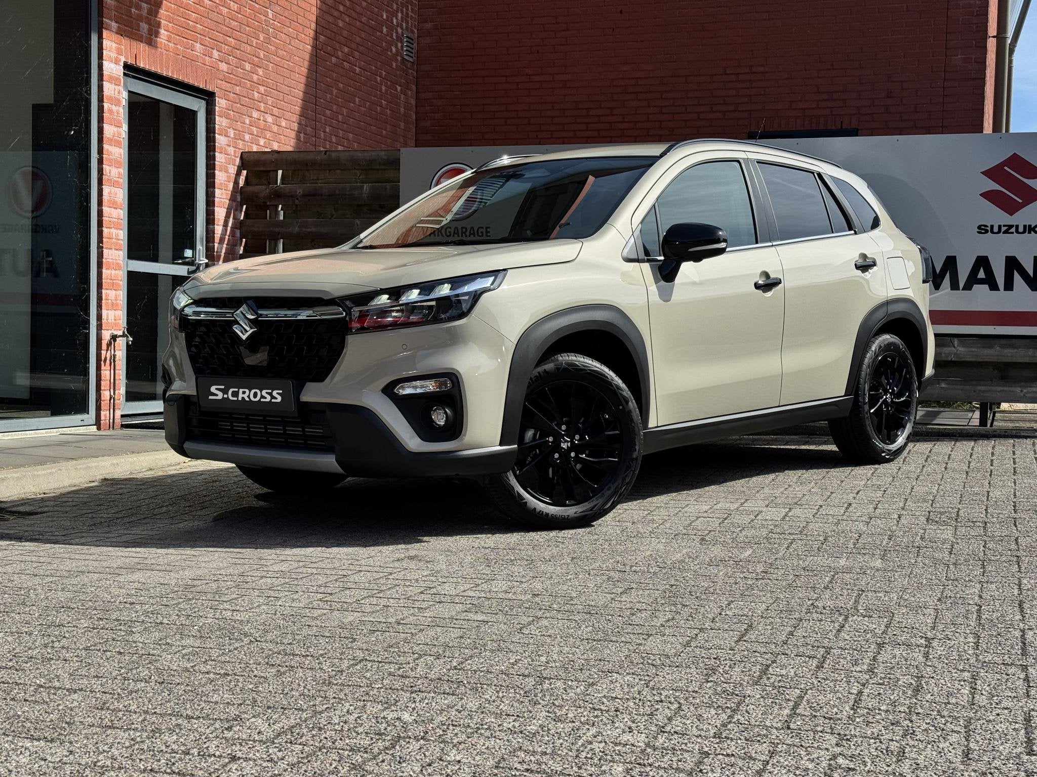 Suzuki S-Cross 1.5 Hybrid Special Edition 360 Camera, Half L, Auto's, 12 maanden, Euro 6, 4 cilinders, Beige