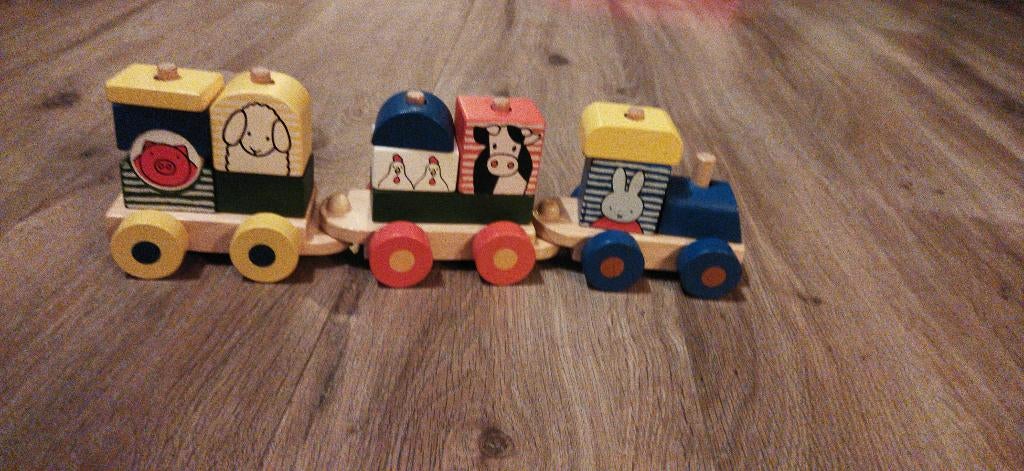houten nijntje trein, Ophalen of Verzenden, Zo goed als nieuw