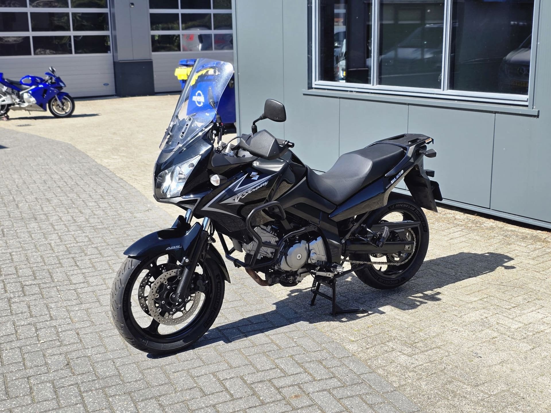Suzuki All-Road DL 650 V-Strom | Nieuwe Banden |, Motoren, Motoren | Suzuki, Tramweg
9422BM  SMILDE, NL, Bedrijf, Automotive Correct