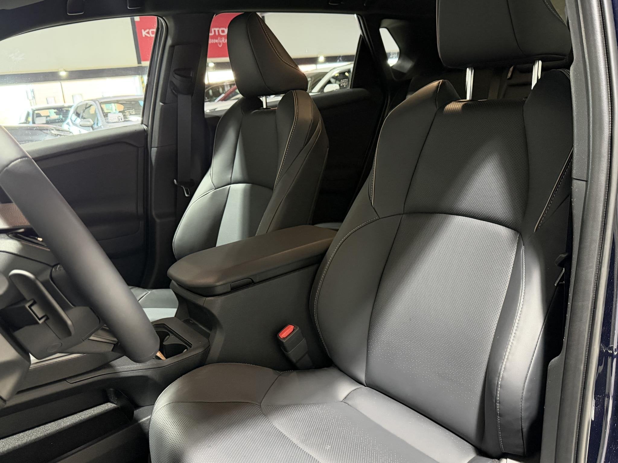 Toyota bZ4X Executive 73 kWh 16% Bijtelling , Lederen bekled, Auto's, Toyota, Dealer onderhouden, Gebruikt, 1905 kg, Blauw