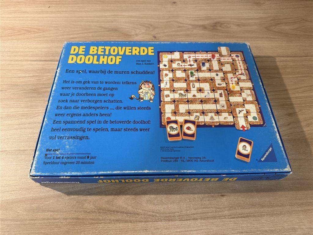 De betoverde doolhof - s5918, Hobby en Vrije tijd, Gezelschapsspellen | Bordspellen, Verzenden, Zo goed als nieuw