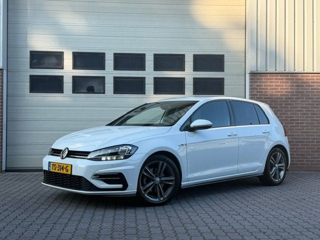 Volkswagen Golf 1.5 TSI 150pk R-Line ACC|NAVI|PDC|APP, Auto's, Voorwielaandrijving, Dealer onderhouden, Stof, 1498 cc