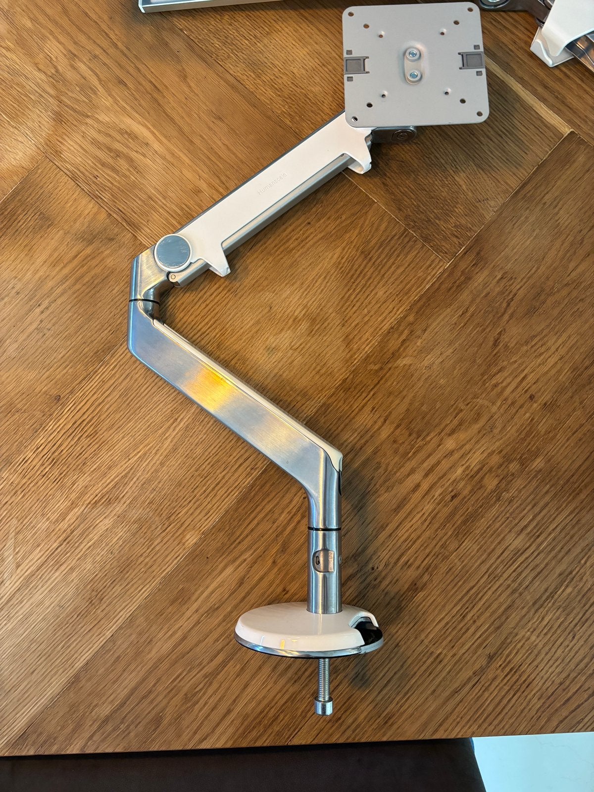 Humanscale Monitor Arm - Enkele, Ophalen, Gebruikt