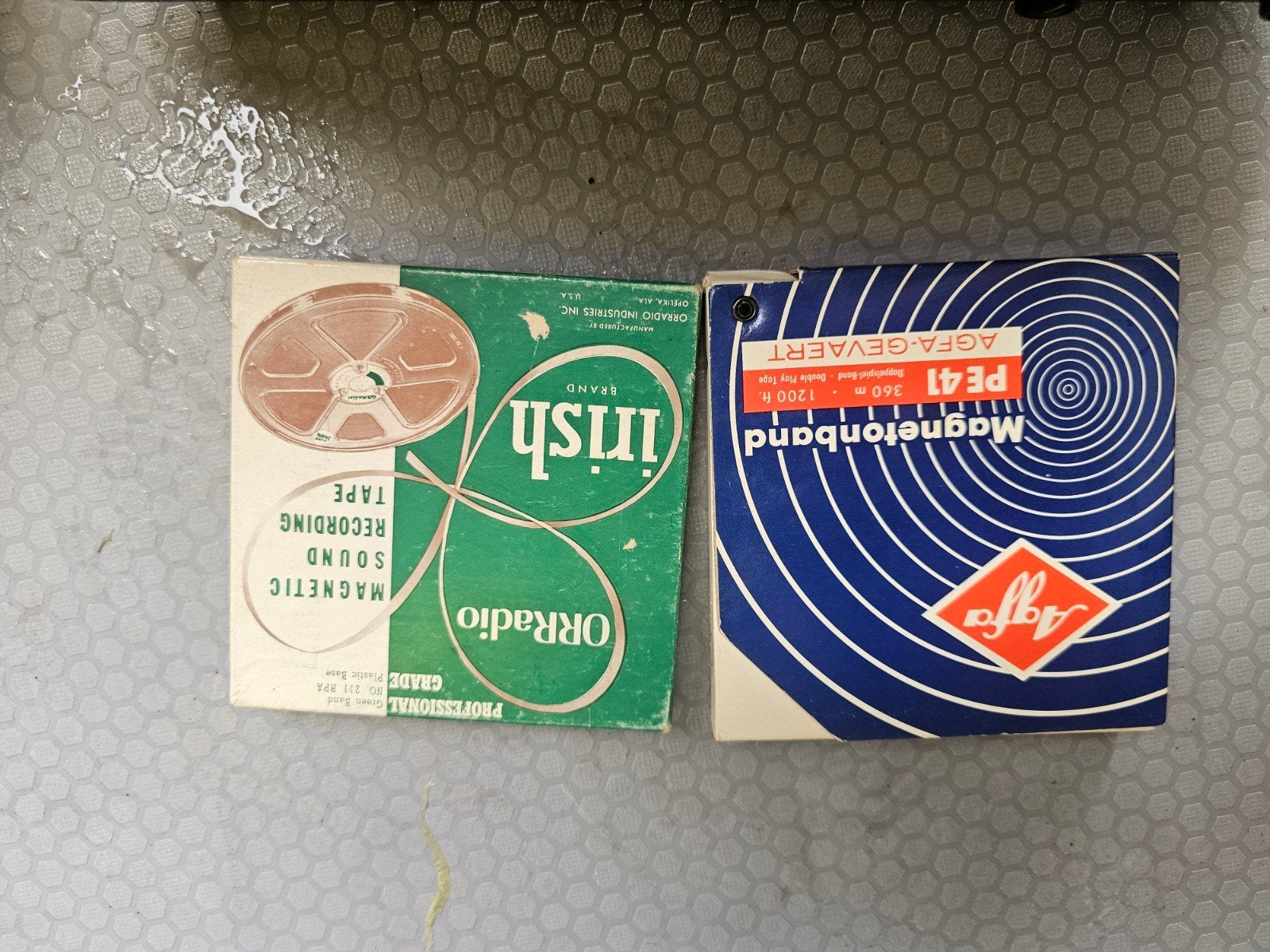 Vintage Agfa en Irish magneetbanden, Verzenden, Onderdeel, Met banden