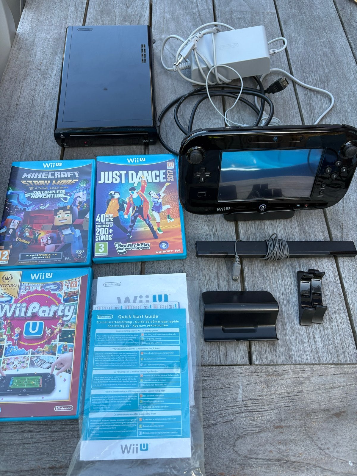 Nintendo Wii U Compleet met 4 Spellen en Accessoires, Spelcomputers en Games, Games | Nintendo Wii U, Ophalen, Gebruikt, Overige genres