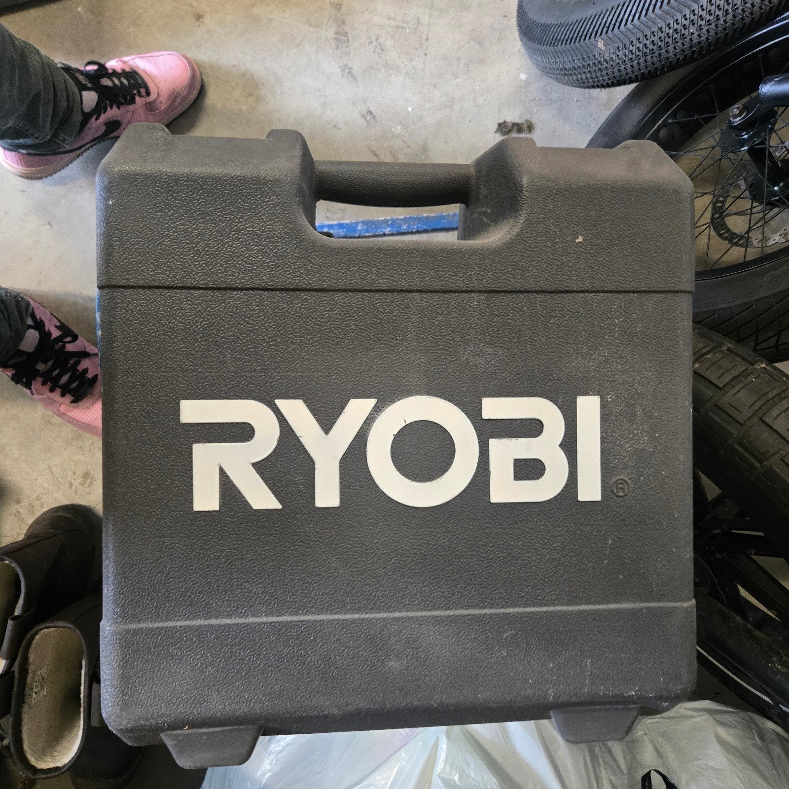 Ryobi Bovenfrees 1400W met Soft Start in Koffer, Gebruikt, Ophalen of Verzenden, Bovenfrees, Ryobi