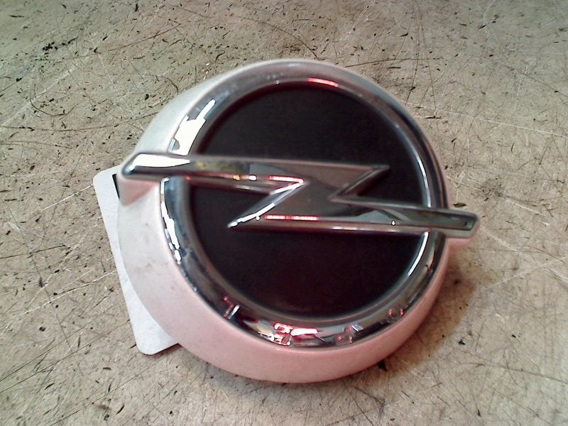 Achterklep Ontgrendeling Opel Karl 2015 3958TGAZ, Auto-onderdelen, Gebruikt, Bahnhofsplatz, Rüsselsheim am Main 65423, , Duitsland