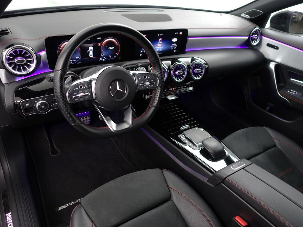 Mercedes-Benz CLA-Klasse 180 AMG Premium Night Edition Aut-, Auto's, CLA, 136 pk, Gebruikt, 4 cilinders
