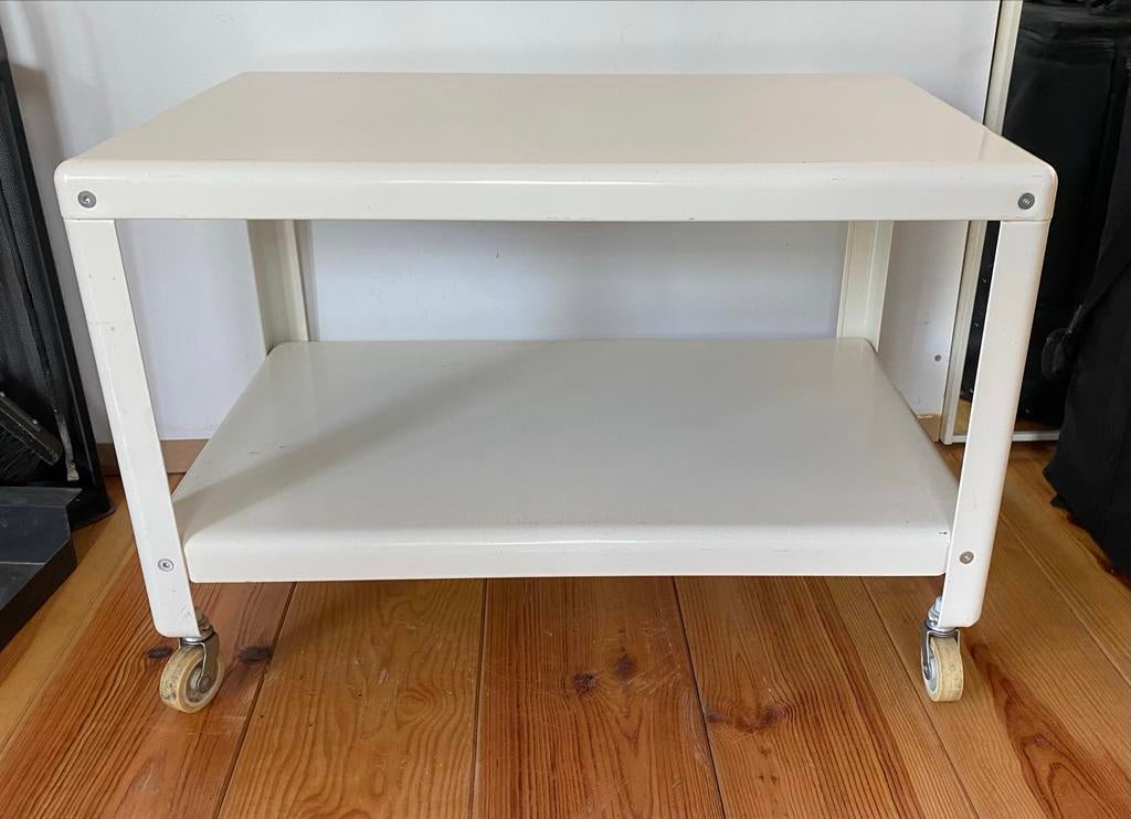 IKEA Roltafel Beige - Handige Bijzettafel op Wieltjes, Huis en Inrichting, Tafels | Bijzettafels, Gebruikt, Metaal of Aluminium