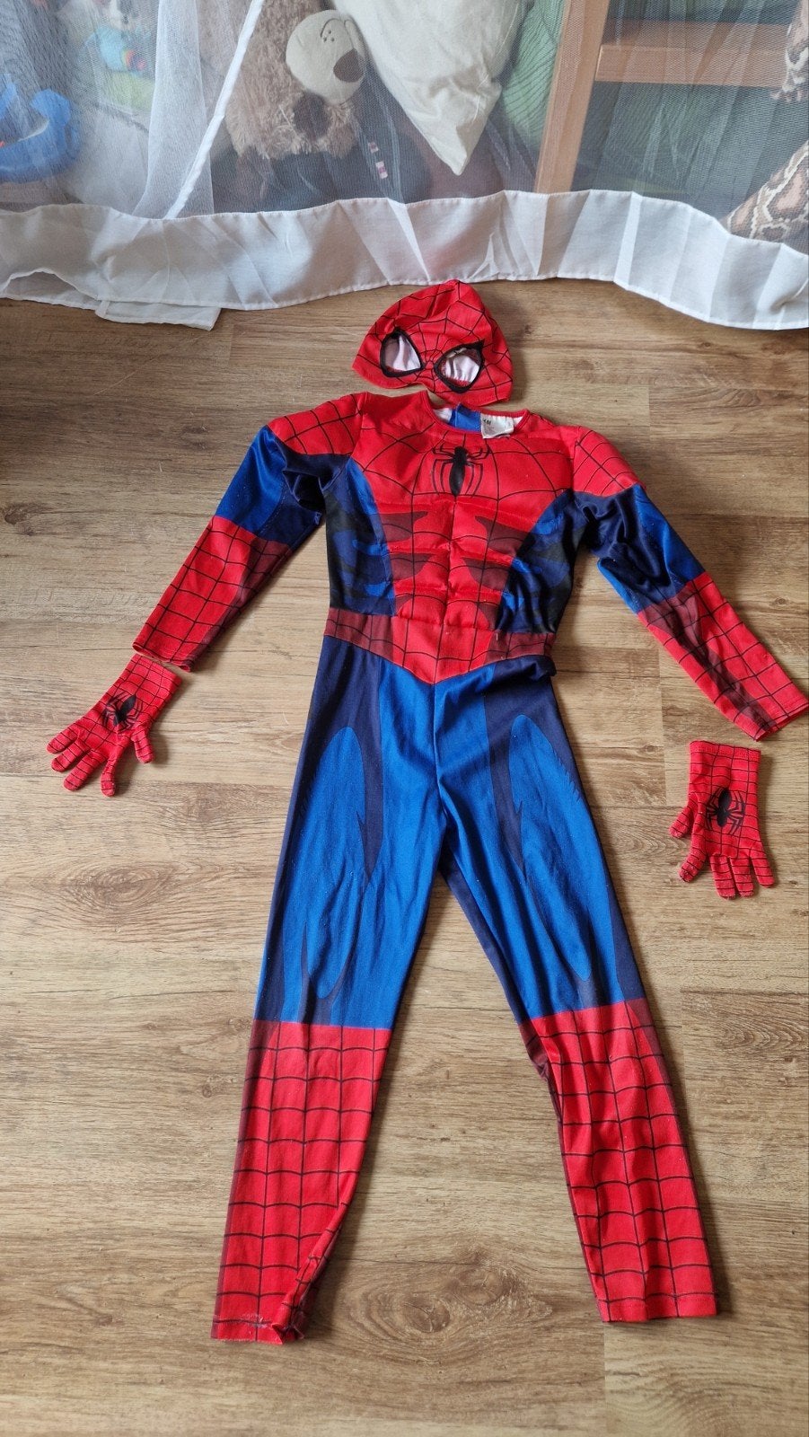 Spiderman pak maat 122-128 (gebruikt), H&M, Ophalen of Verzenden, Jongen, Overige typen