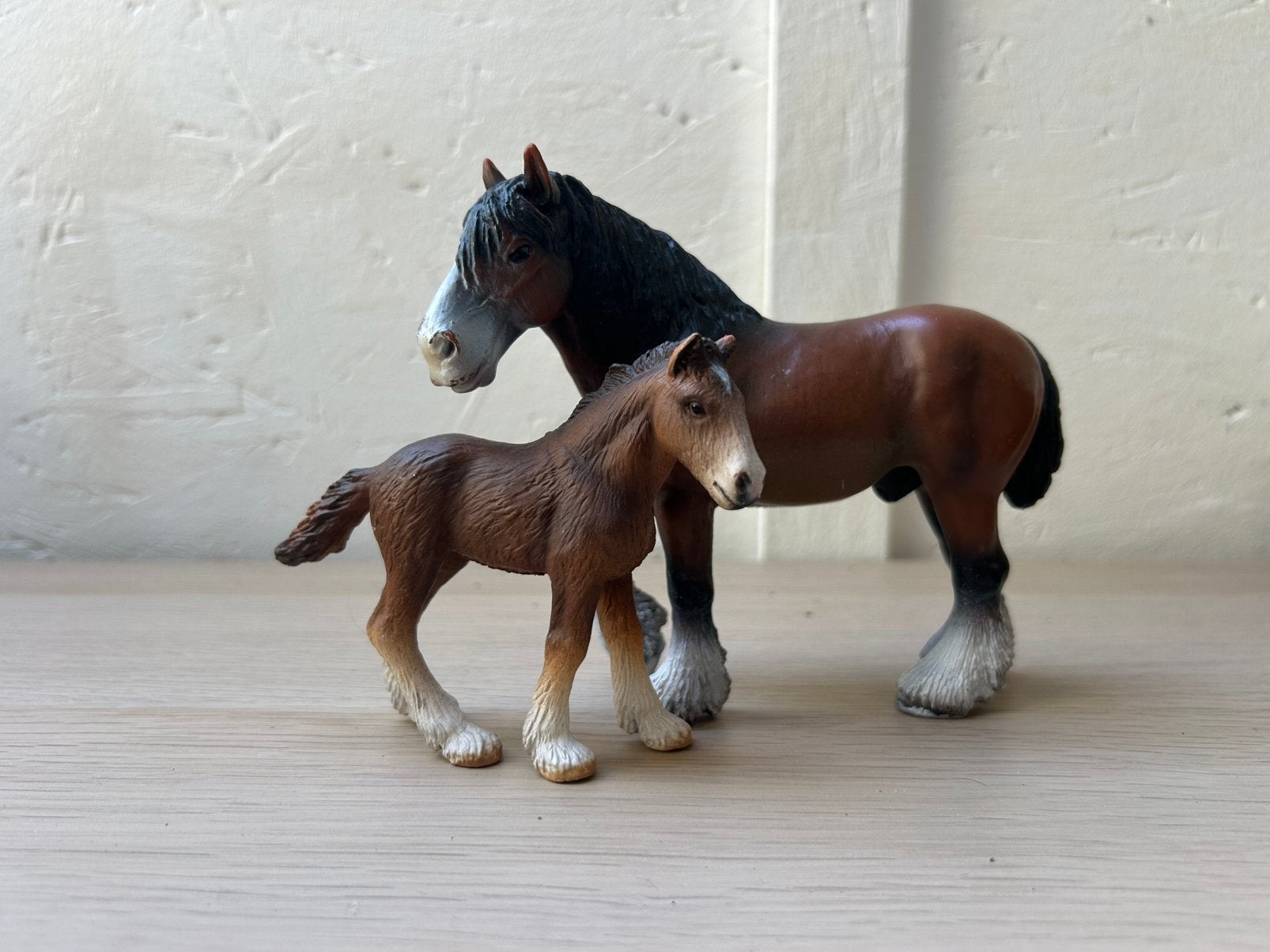 Schleich shire familie, Verzamelen, Dierenverzamelingen, Ophalen of Verzenden, Zo goed als nieuw, Paard, Beeldje of Figuurtje