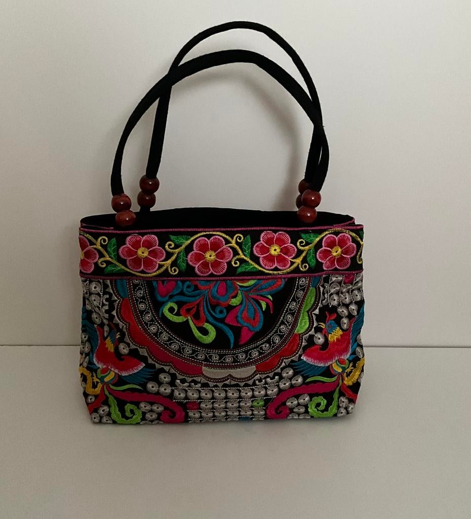 Nieuw - mooi geborduurde handtas, Sieraden, Tassen en Uiterlijk, Tassen | Damestassen, Ophalen, Zo goed als nieuw, Handtas