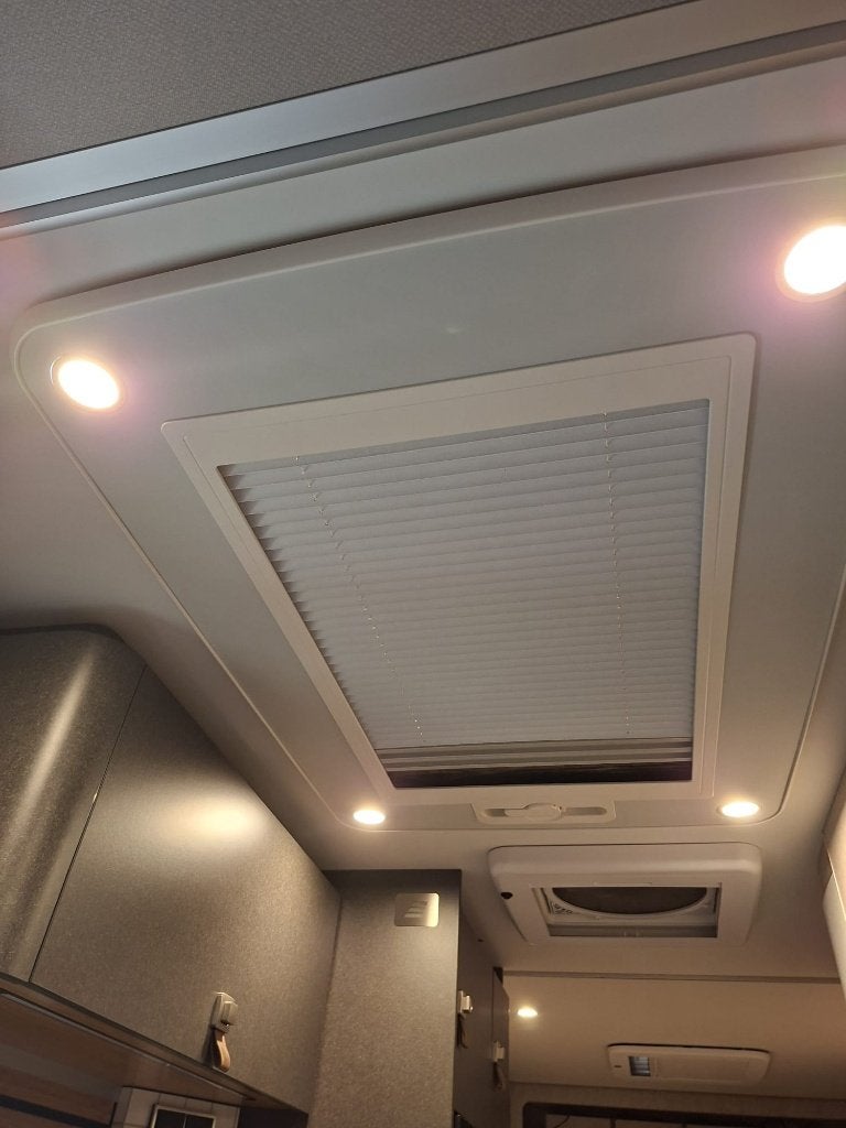 Dakluik caravan 80x50cm (Hymer), Caravans en Kamperen, Ophalen of Verzenden, Zo goed als nieuw