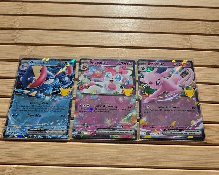 Pokémon 30th Celebrations Greninja, Sylveon en Espeon EX, Ophalen of Verzenden, Zo goed als nieuw, Meerdere kaarten, Foil