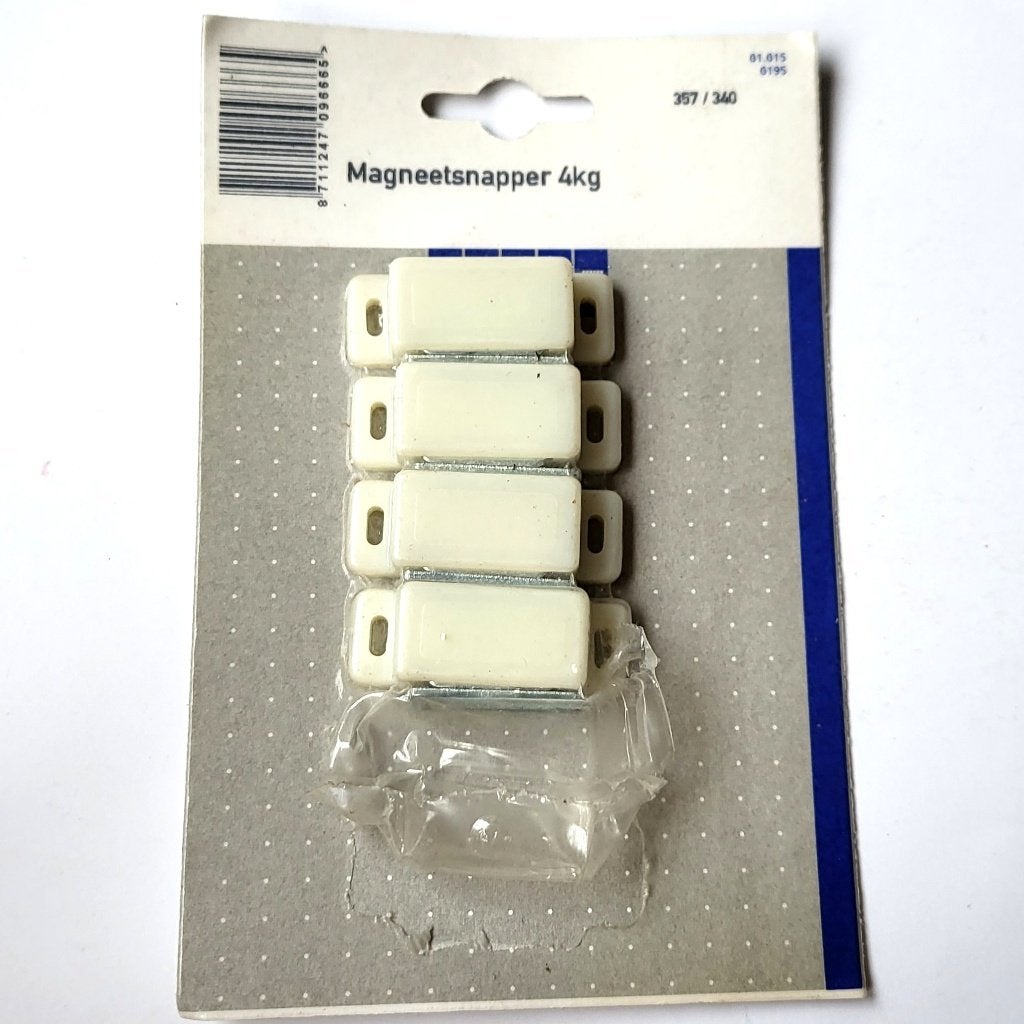 magneetsnappers voor kast- of meubel deurtjes en nog items, Ophalen of Verzenden, 25 tot 50 cm, Metaal, Minder dan 100 cm