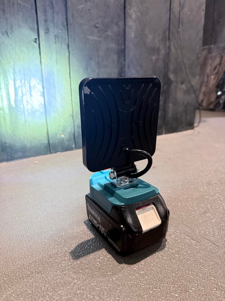 Nieuwe 40W 18V Lamp voor Makita Accu's, Doe-het-zelf en Verbouw, Bouwverlichting, Ophalen of Verzenden, Nieuw, Minder dan 50 watt